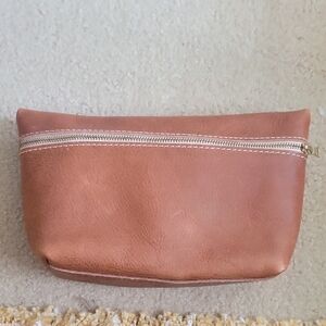 Portland Leather Goods Extra Large Makeup Bag In Sedona
